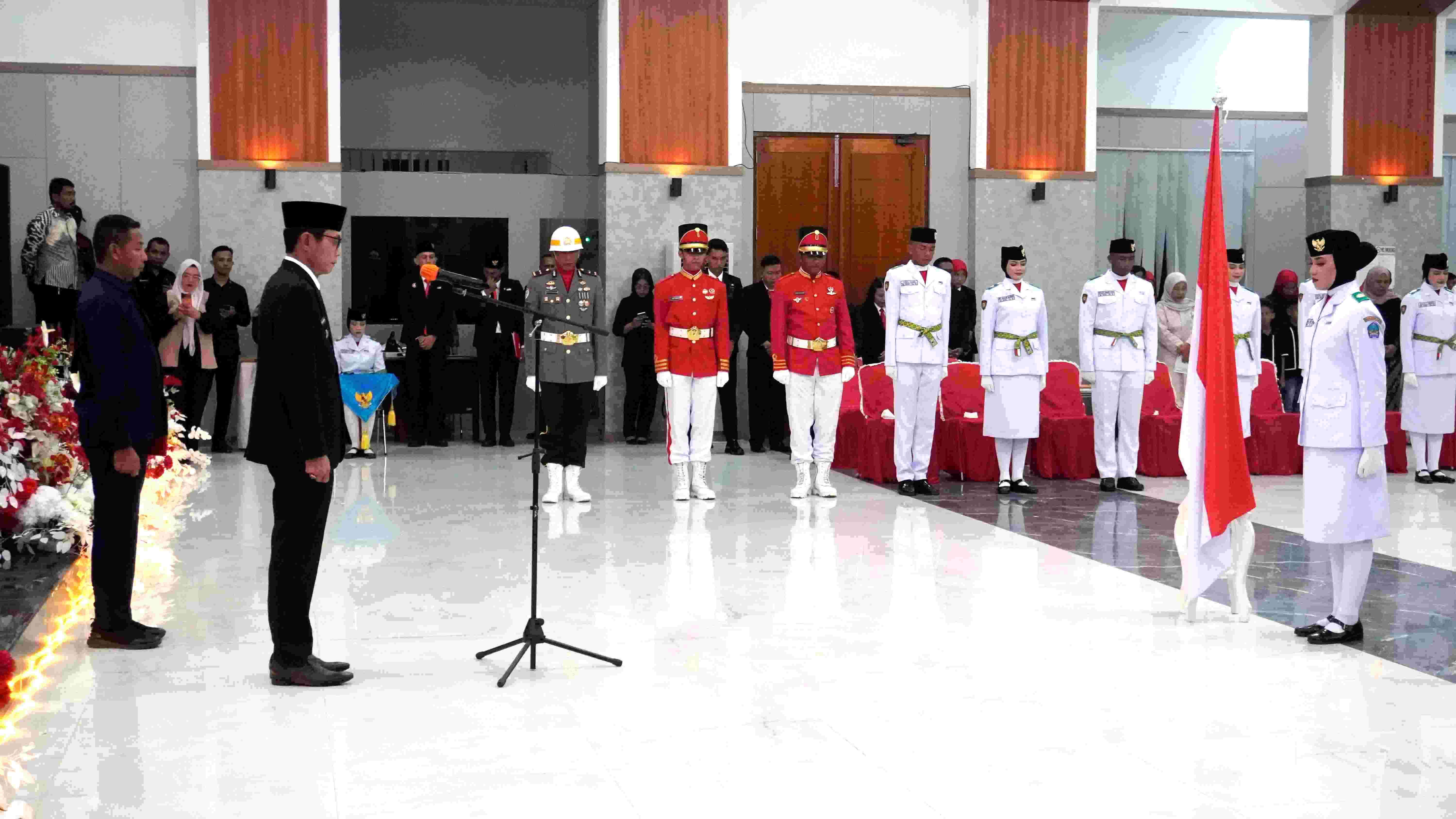 Wakil Bupati Halmahera Selatan Kukuhkan 45 Anggota Paskibraka Tahun 2026